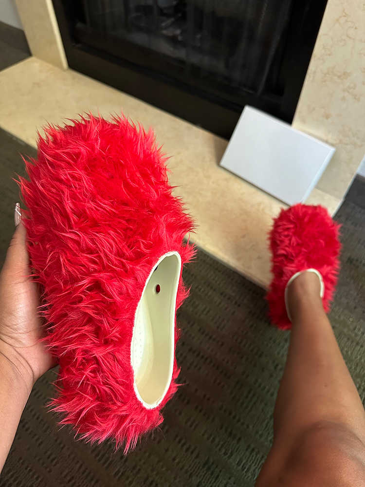 Soft Faux Fur Slides
